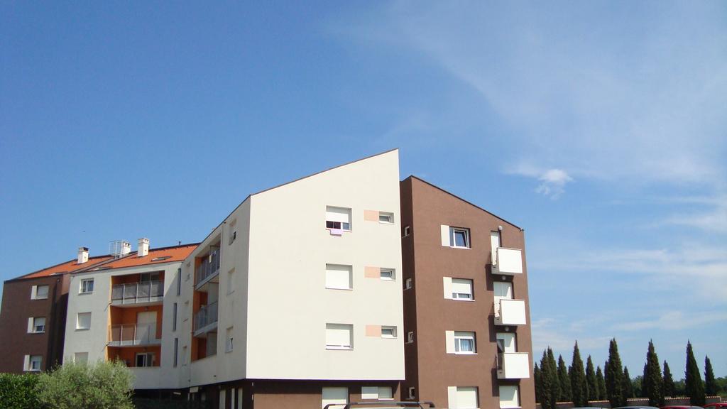 Apartment Lela Umago Esterno foto